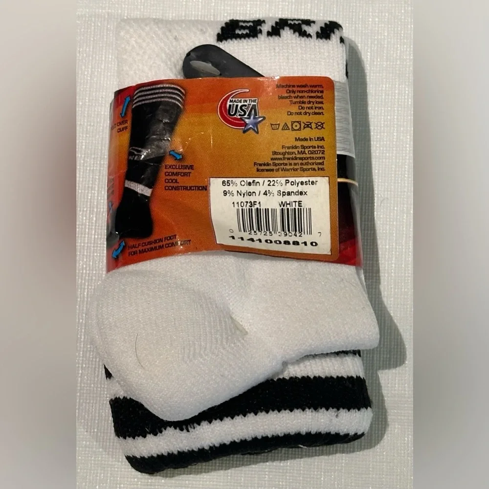 NEW BRINE SOCCER SOCKS KIDS SMALL SHOE SIZE 10-1 WHITE BLACK STRIPES